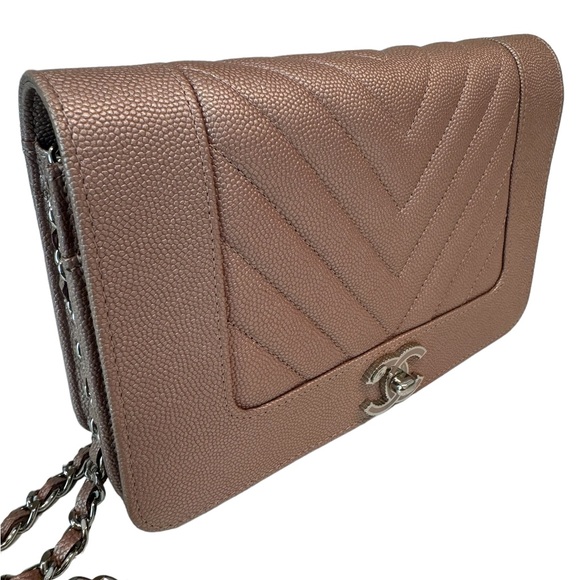 Chanel Metallic Pink Caviar Chevron Quilted Mademoiselle Wallet On Chain - Picture 2 of 15